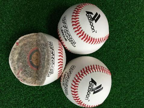 高校の練習試合 野球ボール